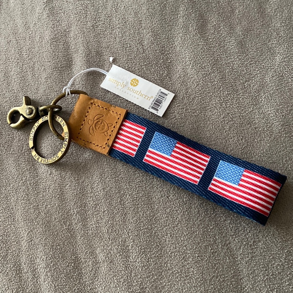 NWT Simply Southern USA Keyfob